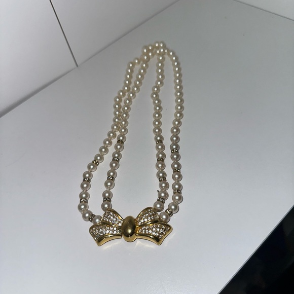 Vintage Christian Dior pearl and gold bow with Swarovski crystals necklace - Picture 2 of 14